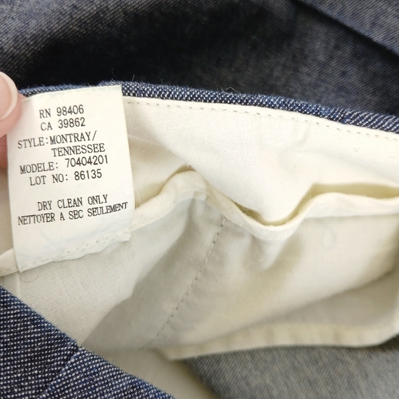 Theory Cuffed Dark Denim Shorts Pleated - Picture 7 of 7